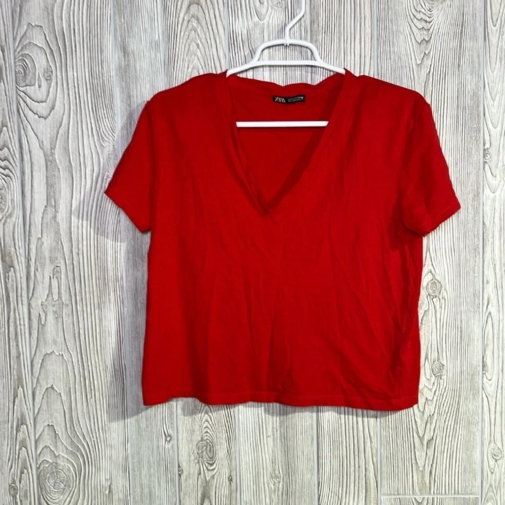 Zara red crop tee size small
